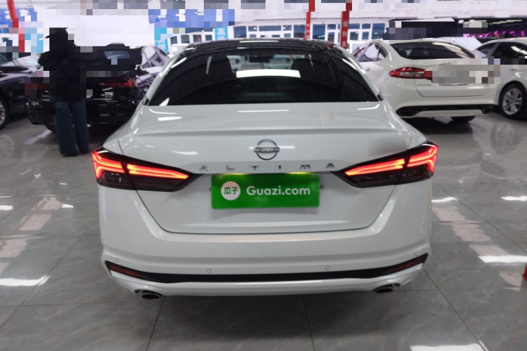 日产 天籁 2022款 2.0L XL-TLS 悦享版车身外观6