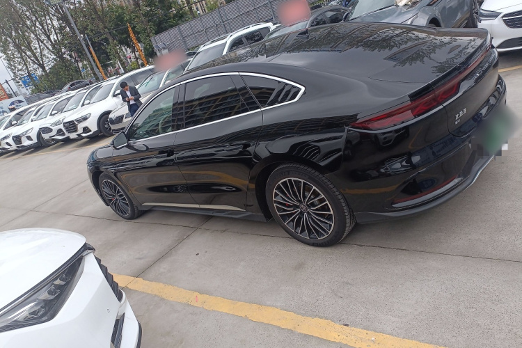 比亚迪 汉 2025款 EV 701KM激光雷达智驾型车身外观4