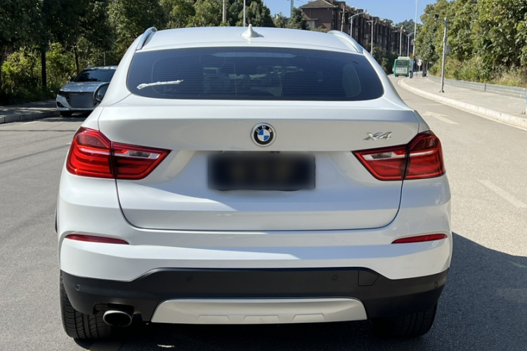 宝马X4 2014款 xDrive20i X设计套装车身外观6004