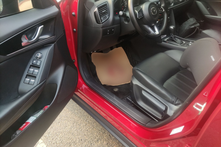 马自达CX-4 2021款 2.0L 自动两驱蓝天活力版中控内饰20