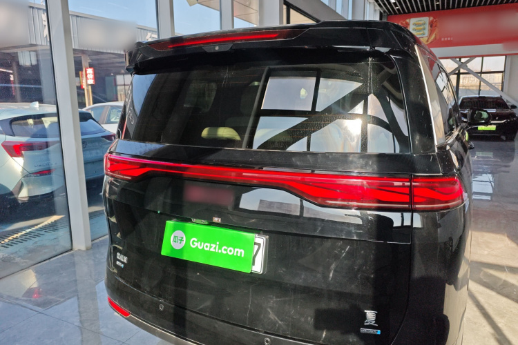 比亚迪 夏 2025款 DM-i 1.5T 180km 卓越型车身外观6