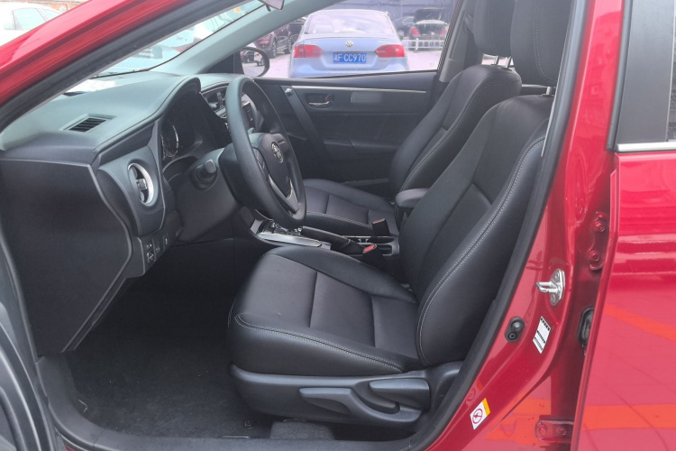 丰田 卡罗拉 2017款 改款 1.2T S-CVT GL中控内饰19