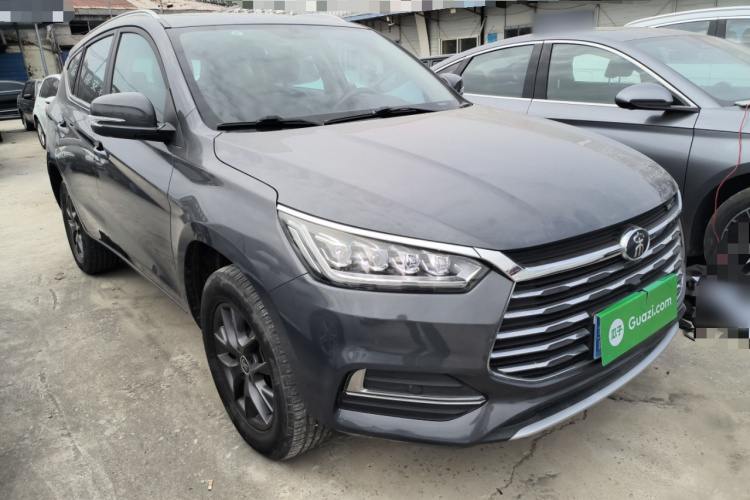 比亚迪 宋 2021款 经典版 1.5T 自动精英型车身外观3