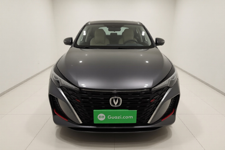 长安 逸动 2022款 PLUS 蓝鲸NE 1.4T GDI DCT尊贵版车身外观2