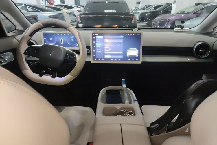 ARCFOX极狐 极狐考拉S 2024款 AIR中控内饰7002