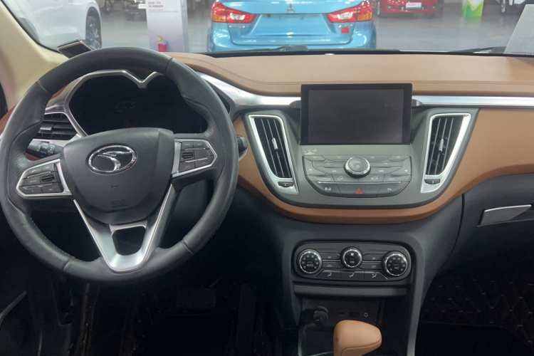 东南DX7 2015款 1.5T 自动尊贵型中控内饰7004