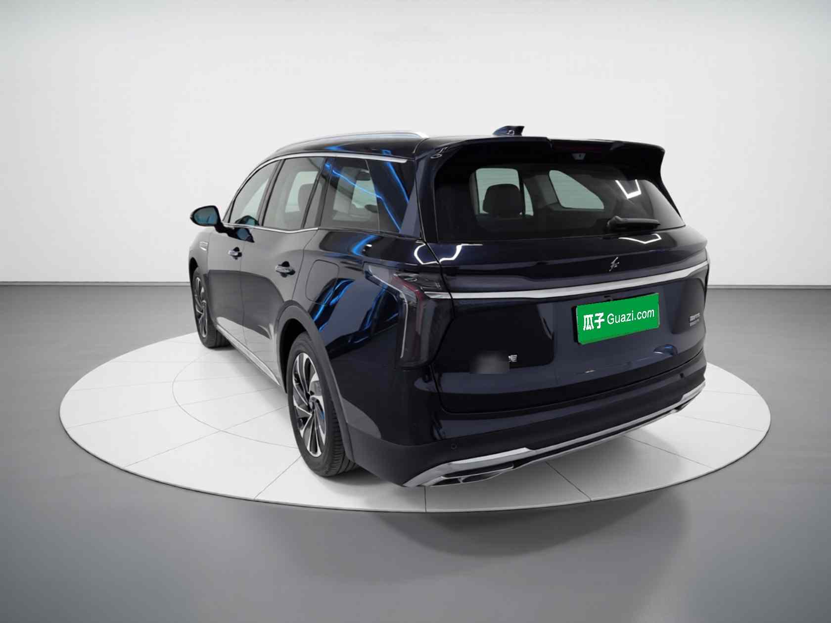 红旗HS7 PHEV 2024款 2.0T PHEV 四驱旗畅版 7座(3)