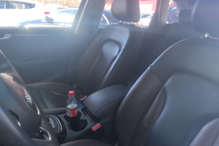 奥迪Q5 2017款 Plus 40 TFSI 技术型局部细节19