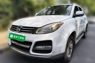 江铃 驭胜S350 2013款 2.4T 自动两驱柴油豪华版5座