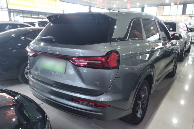 蓝电E5 2024款 荣耀版 100KM尊享型 7座车身外观7