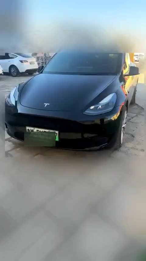 特斯拉 Model Y 2022款 后轮驱动版讲解2