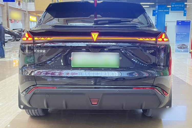 深蓝汽车 深蓝S07 2024款125Pro 增程版车身外观6002