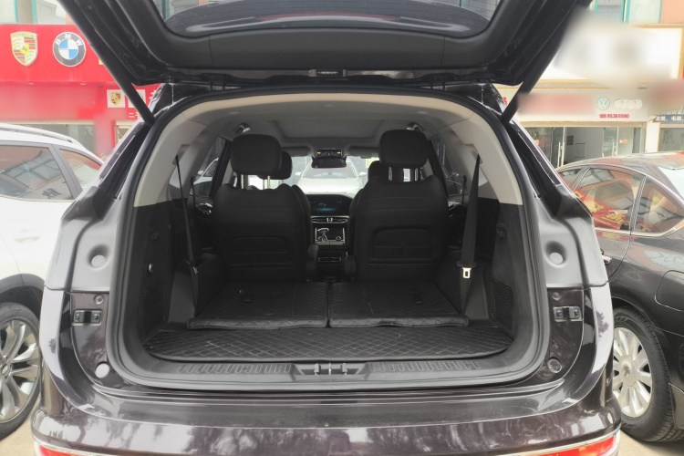 捷途X90 2020款 1.6T DCT影御版 6座机舱底盘23