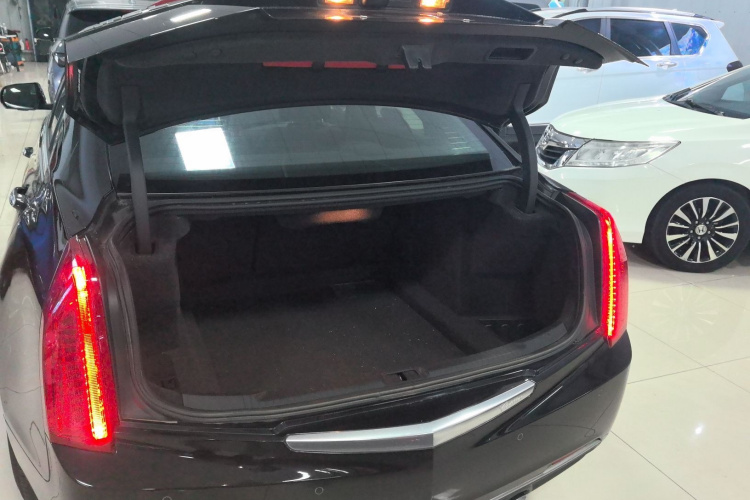 凯迪拉克ATS-L 2017款 28T 时尚型机舱底盘23