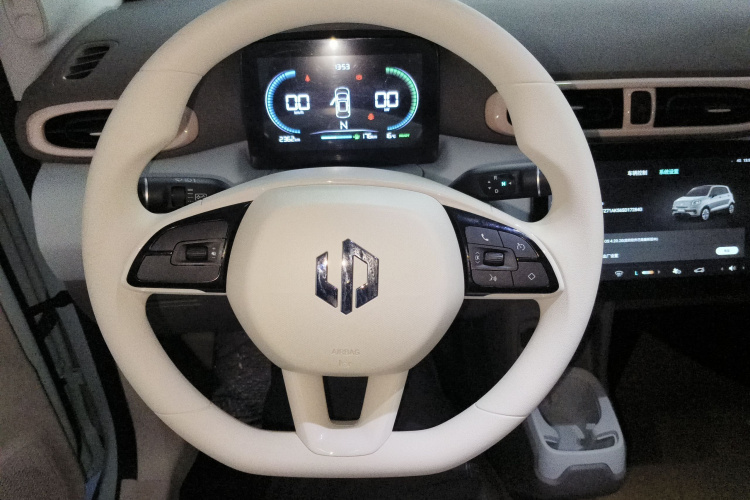 零跑汽车 零跑T03 2025款 403舒享版中控内饰13