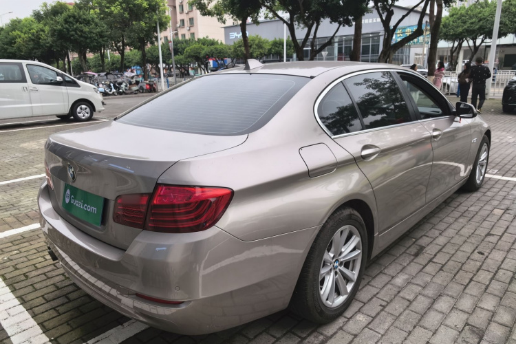 宝马5系 2017款 520Li 典雅型车身外观6005