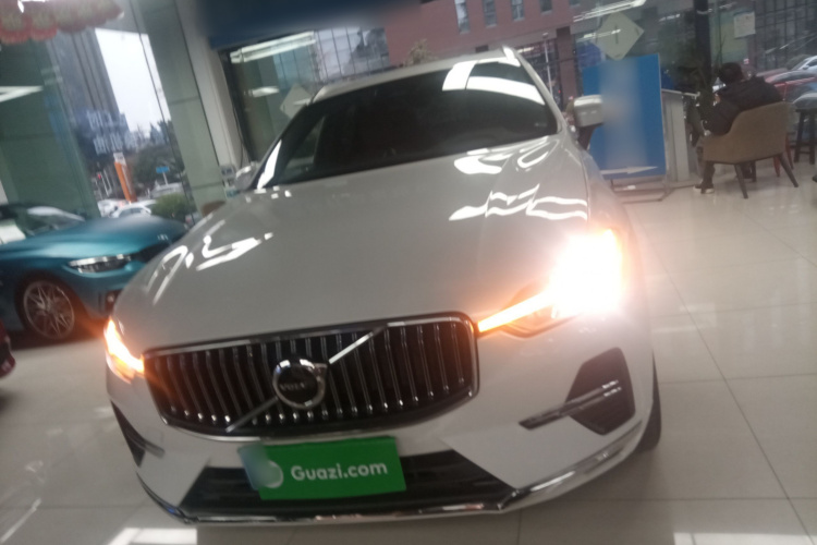 沃尔沃XC60 2024款 B5 四驱智逸豪华版车身外观6001