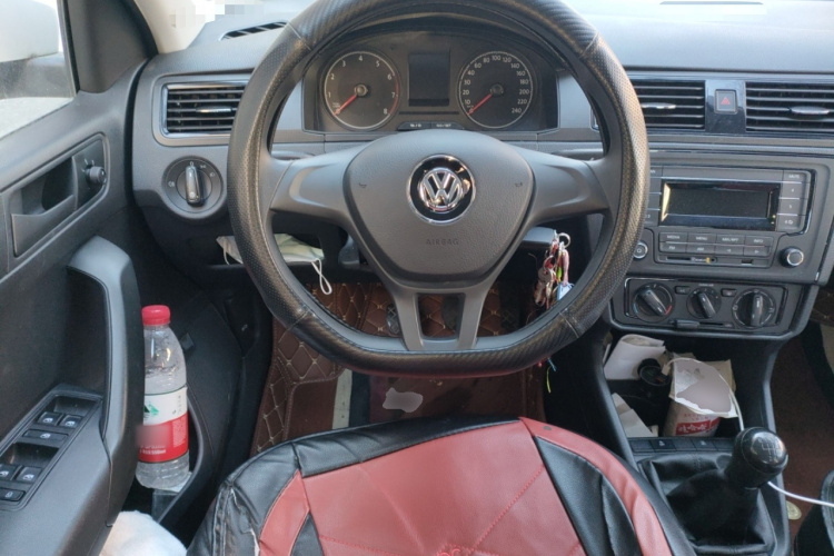 大众 桑塔纳 2021款 1.5L 手动风尚版中控内饰13