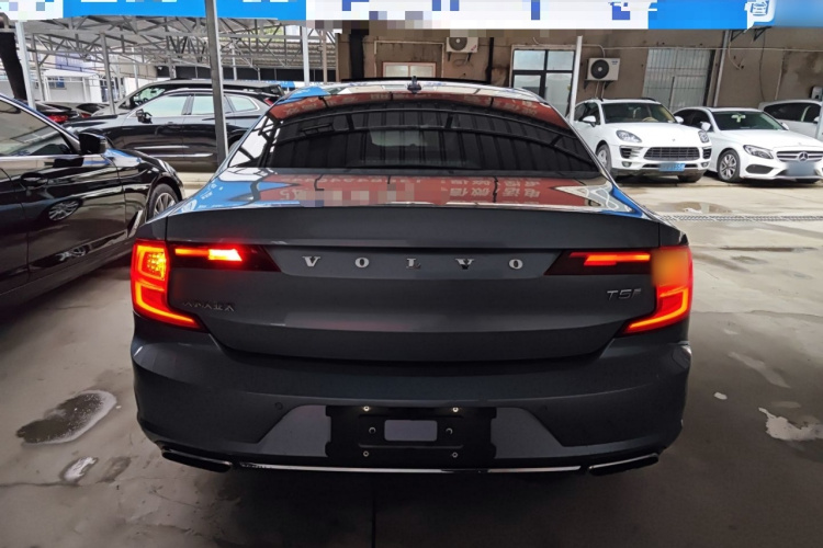 沃尔沃S90 2019款 T5 智雅版车身外观6004
