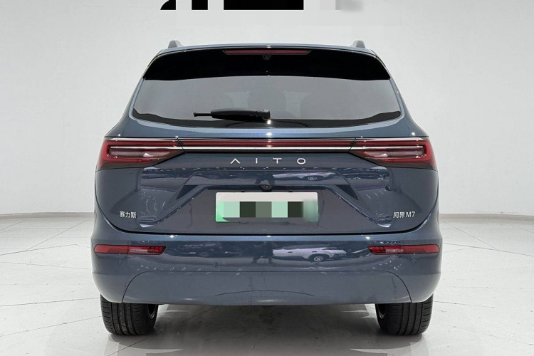 鸿蒙智行 问界M7 2024款 1.5T 智驾后驱Ultra版 5座车身外观6008