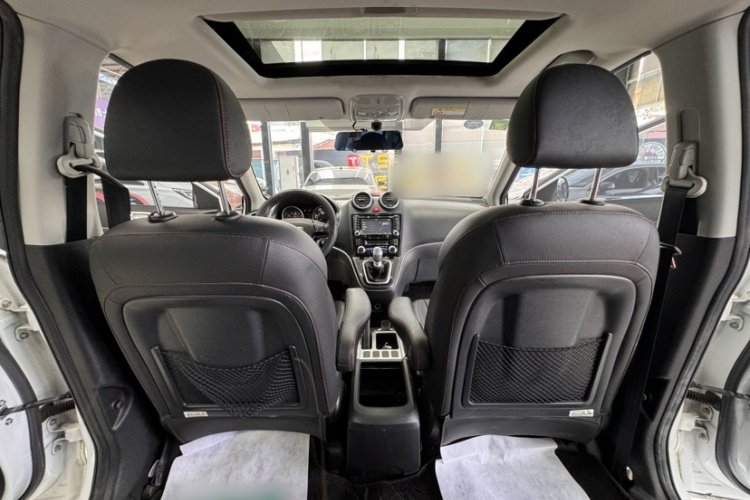 哈弗H6 2016款 升级版 1.5T 手动两驱精英型中控内饰7011