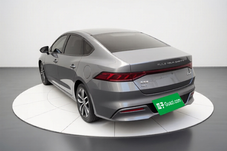 比亚迪 秦PLUS 2021款 DM-i 55KM 旗舰型车身外观5