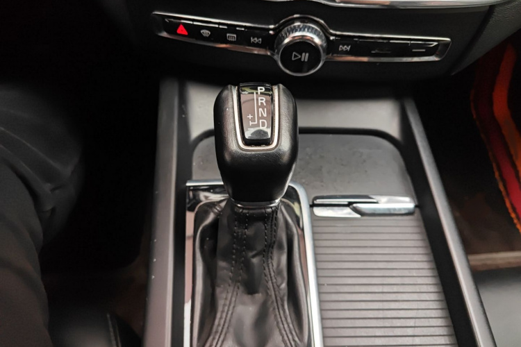 沃尔沃XC60 2021款 T5 四驱智逸运动版局部细节18