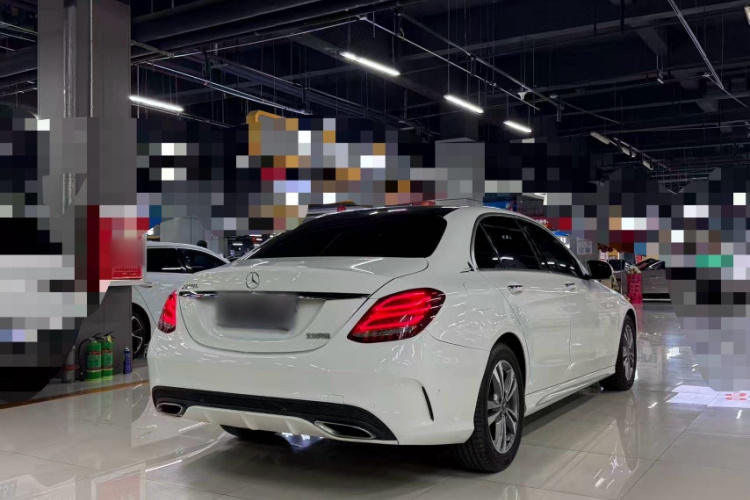 奔驰C级 2018款 C 200 L 运动版车身外观6006
