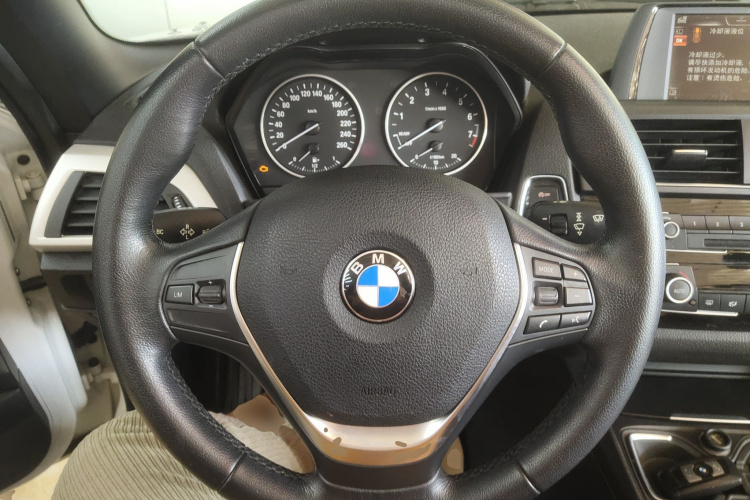 宝马2系(进口) 2015款 218i 敞篷轿跑车中控内饰13