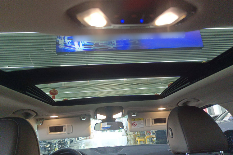 宝马3系 2022款 325Li M运动套装中控内饰22