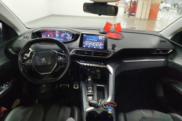 标致4008 2017款 350THP 精英版中控内饰7002