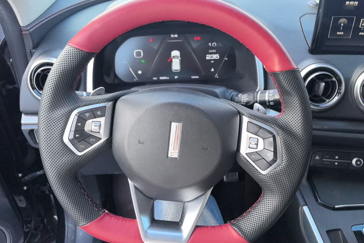 魏牌 VV5 2017款 2.0T 旗舰型中控内饰13