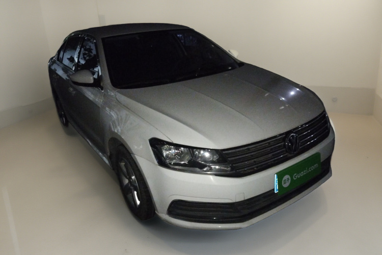 大众 朗逸 2015款 1.6L 手动风尚版车身外观3