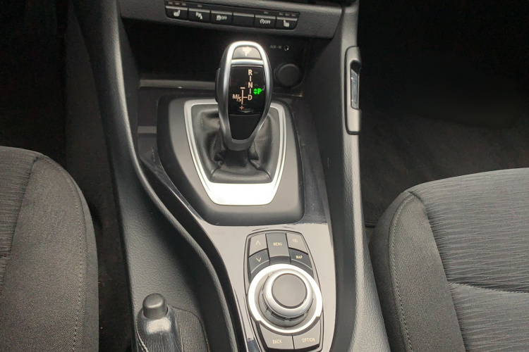 宝马X1 2015款 sDrive18i 时尚晋级版中控内饰7007