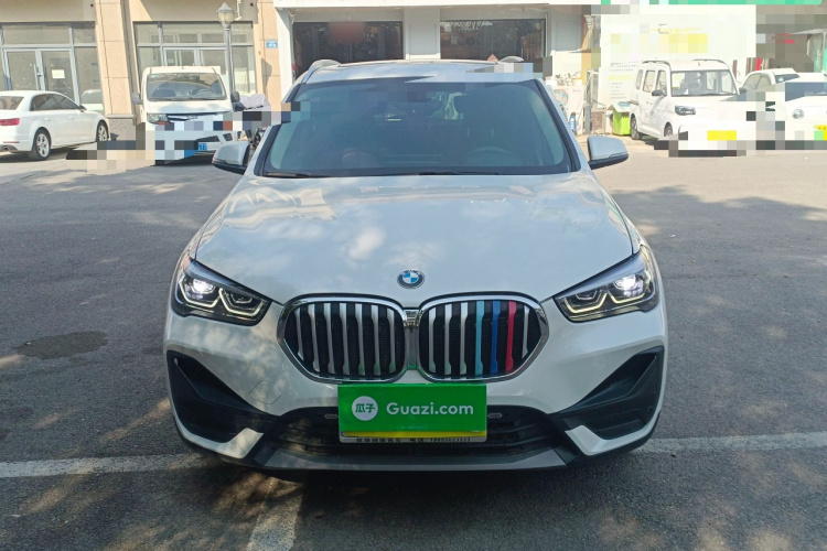 宝马X1 2022款 sDrive25Li 领先型车身外观2