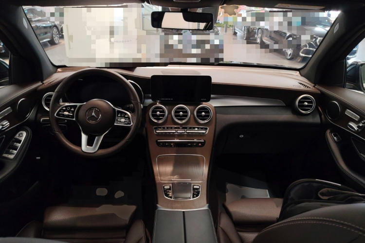 奔驰GLC 2022款 改款 GLC 300 L 4MATIC 动感型臻藏版中控内饰12