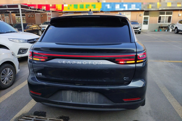 零跑汽车 零跑C11 2024款 增程 300尊享版车身外观6