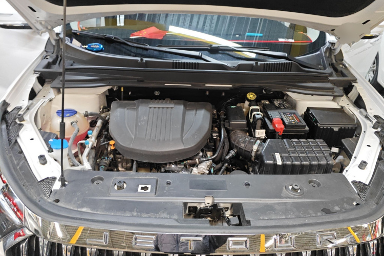 捷途X90 PLUS 2024款 1.6TD DCT别墅PRO 5座机舱底盘24