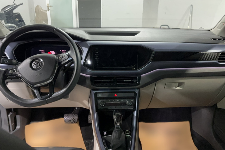 大众 途铠 2019款 280TSI DSG豪华版中控内饰7003