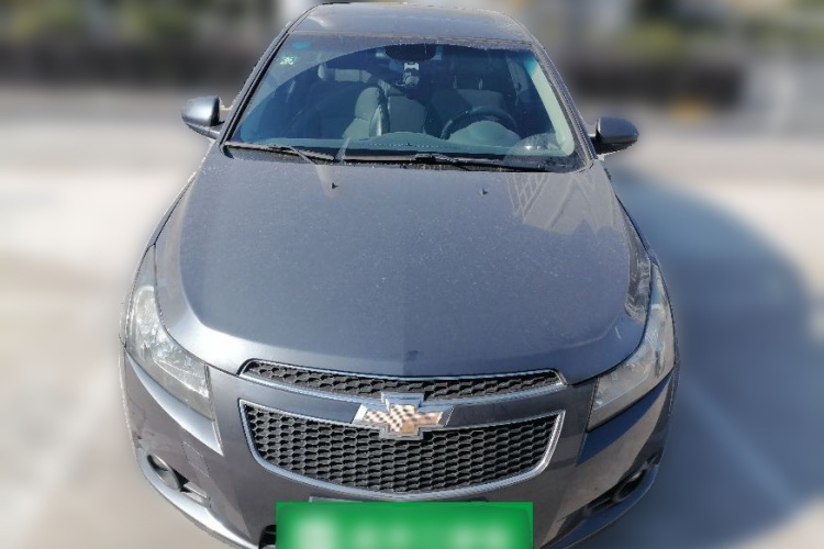 雪佛兰 科鲁兹 2013款 1.8L SE AT车身外观2