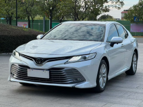 丰田 凯美瑞 2019款 改款 2.0G 豪华版