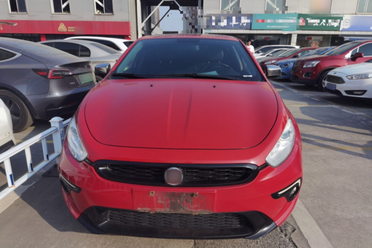 菲亚特 致悦 2014款 1.4T 自动运动版车身外观2