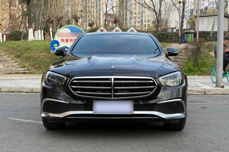 奔驰E级 2022款 改款三 E 300 L 运动豪华型车身外观6001