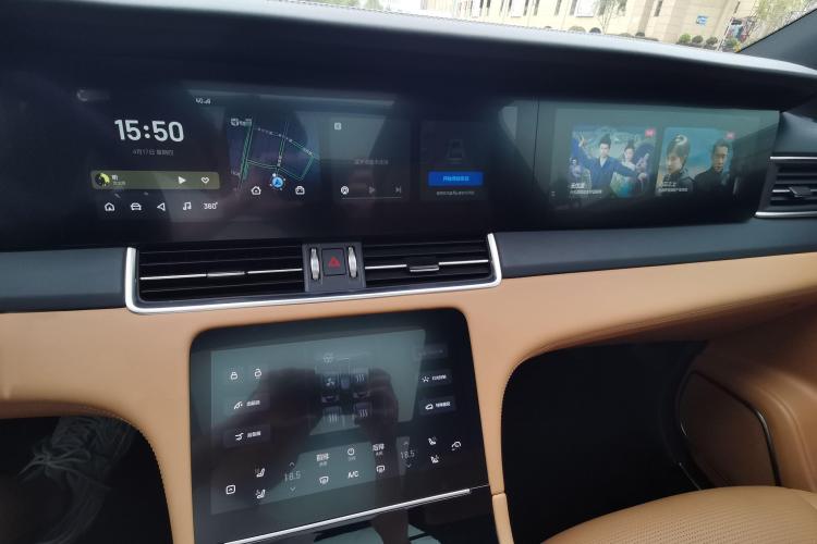 理想汽车 理想ONE 2021款 增程6座版中控内饰16