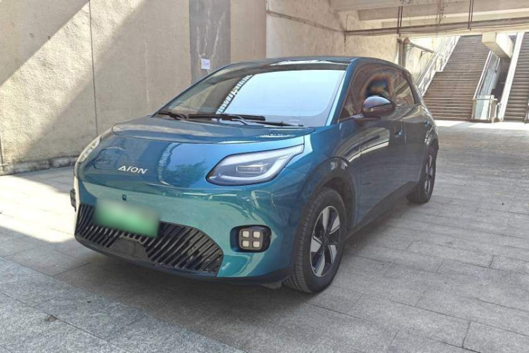 埃安 AION UT 2025款 420智豪版车身外观6002