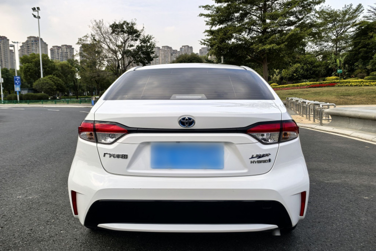 丰田 雷凌 2022款 双擎 1.8H E-CVT豪华版车身外观6004