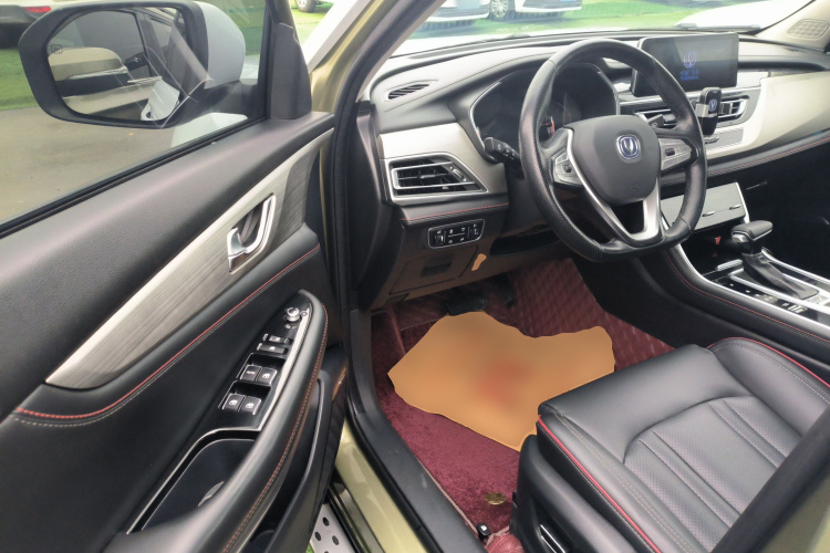 长安CS75 2018款 280T 自动精智型 国V中控内饰20