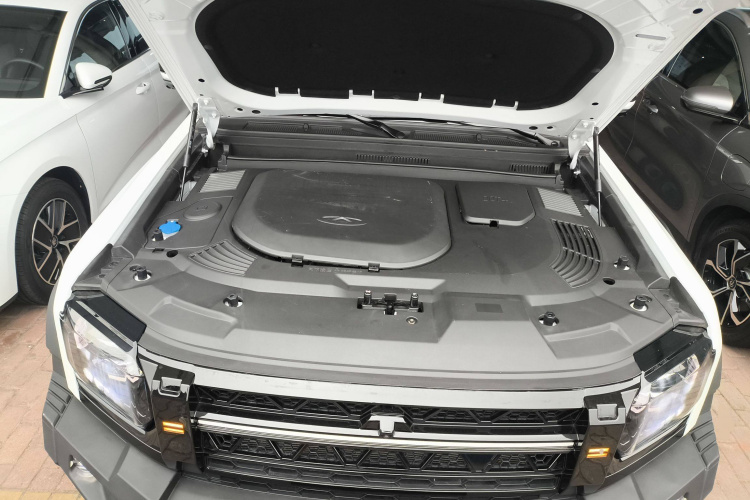 捷途旅行者 2024款 2.0T 四驱银龙之翼机舱底盘24