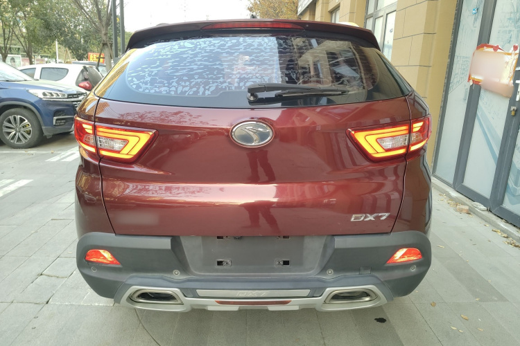 东南DX7 2017款 1.5T 手动凯旋版车身外观6