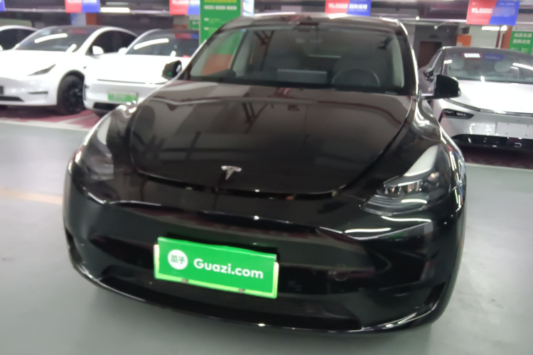 特斯拉 Model Y 2022款 改款 后轮驱动版车身外观2